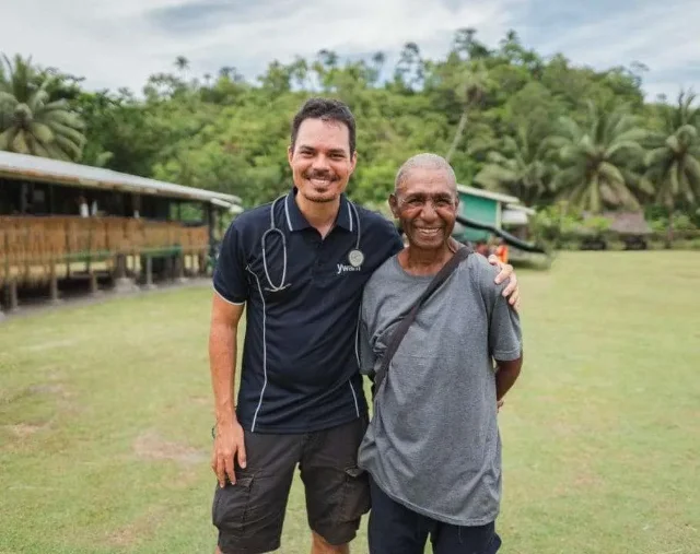 Volunteer on the medical ship